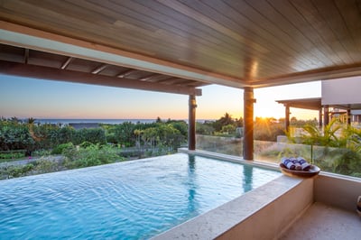 Luxury Villa Photo #2