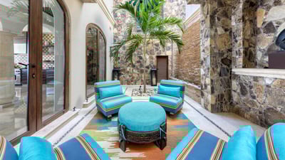 Luxury Villa Photo #64