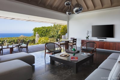 Luxury Villa Photo #14