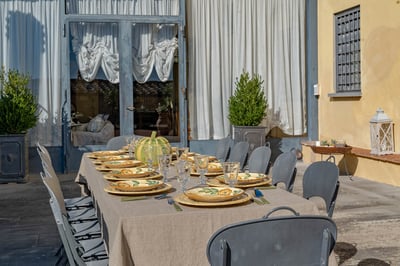 Luxury Villa Photo #13