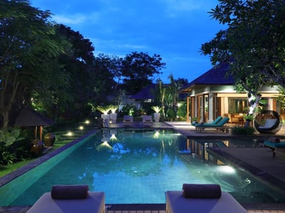Luxury Villa Photo #7