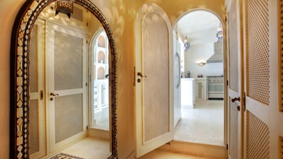 Luxury Villa Photo #35