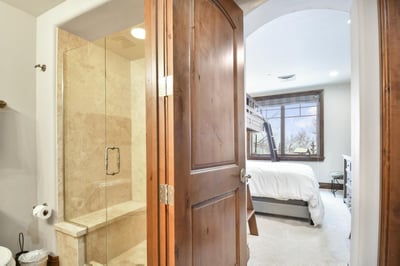 Luxury Villa Photo #22