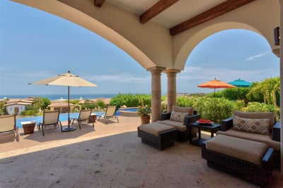 Luxury Villa Photo #9