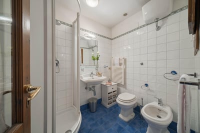 Luxury Villa Photo #31