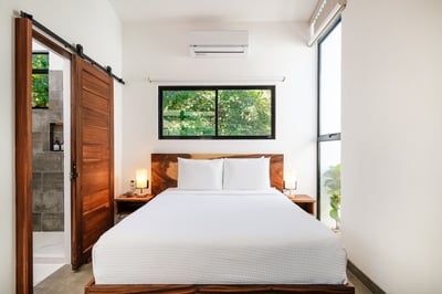 Luxury Villa Photo #20