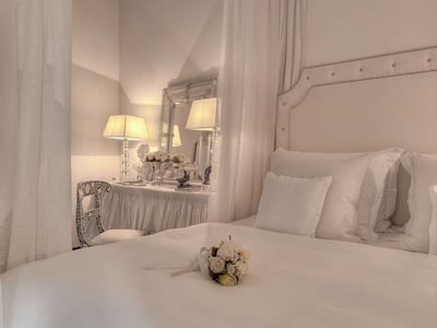 Luxury Villa Photo #22