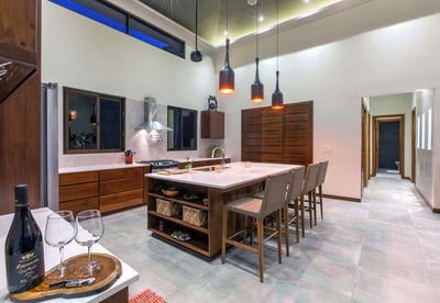 Luxury Villa Photo #22