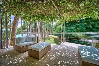 Luxury Villa Photo #9