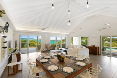 Luxury Villa Photo #12