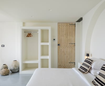 Luxury Villa Photo #40