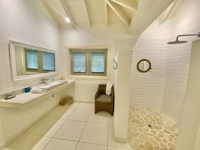 Luxury Villa Photo #42