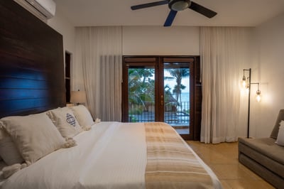 Luxury Villa Photo #88