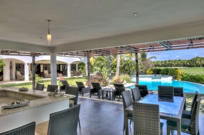 Luxury Villa Photo #11