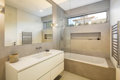Luxury Villa Photo #27