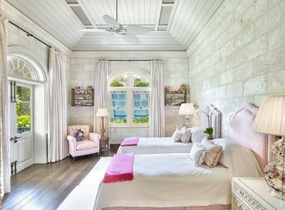 Luxury Villa Photo #29