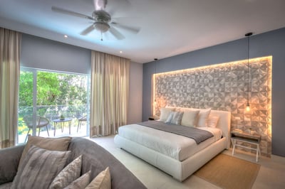 Luxury Villa Photo #24