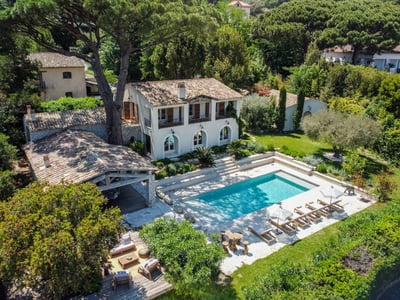 Luxury Villa Photo #5