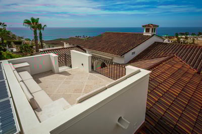 Luxury Villa Photo #31
