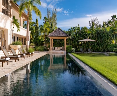 Luxury Villa Photo #7