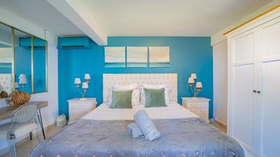 Bedroom 3: On the lower&nbsp;level. Twin beds convertible to King size bed. Air conditioning, ceilin