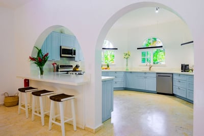 Luxury Villa Photo #12
