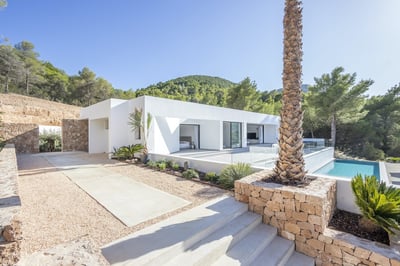 Luxury Villa Photo #11