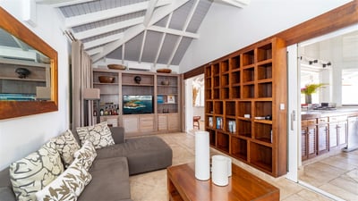 Luxury Villa Photo #12
