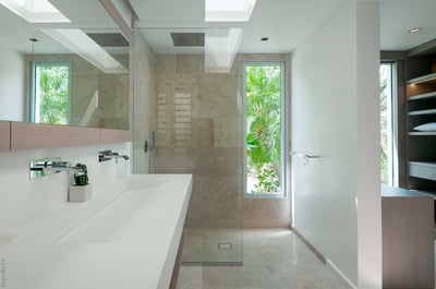 Luxury Villa Photo #14