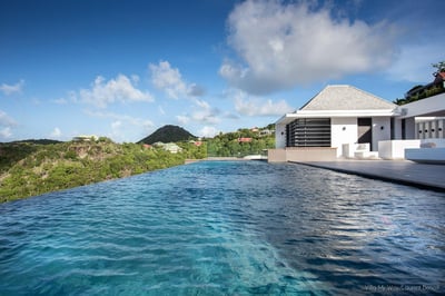Luxury Villa Photo #6
