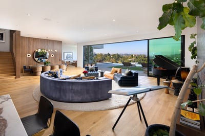 Luxury Villa Photo #11