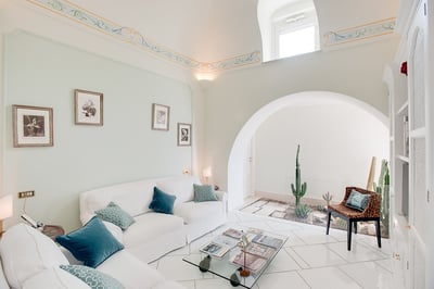 Luxury Villa Photo #31