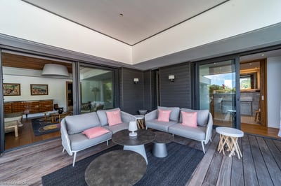 Luxury Villa Photo #11
