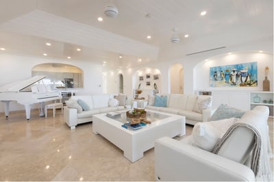 Luxury Villa Photo #4