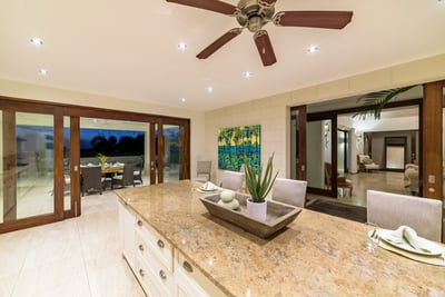 Luxury Villa Photo #13