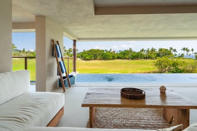 Luxury Villa Photo #3