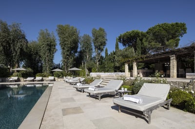 Luxury Villa Photo #6