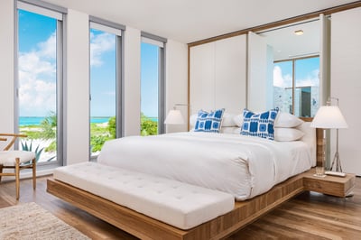 Luxury Villa Photo #44