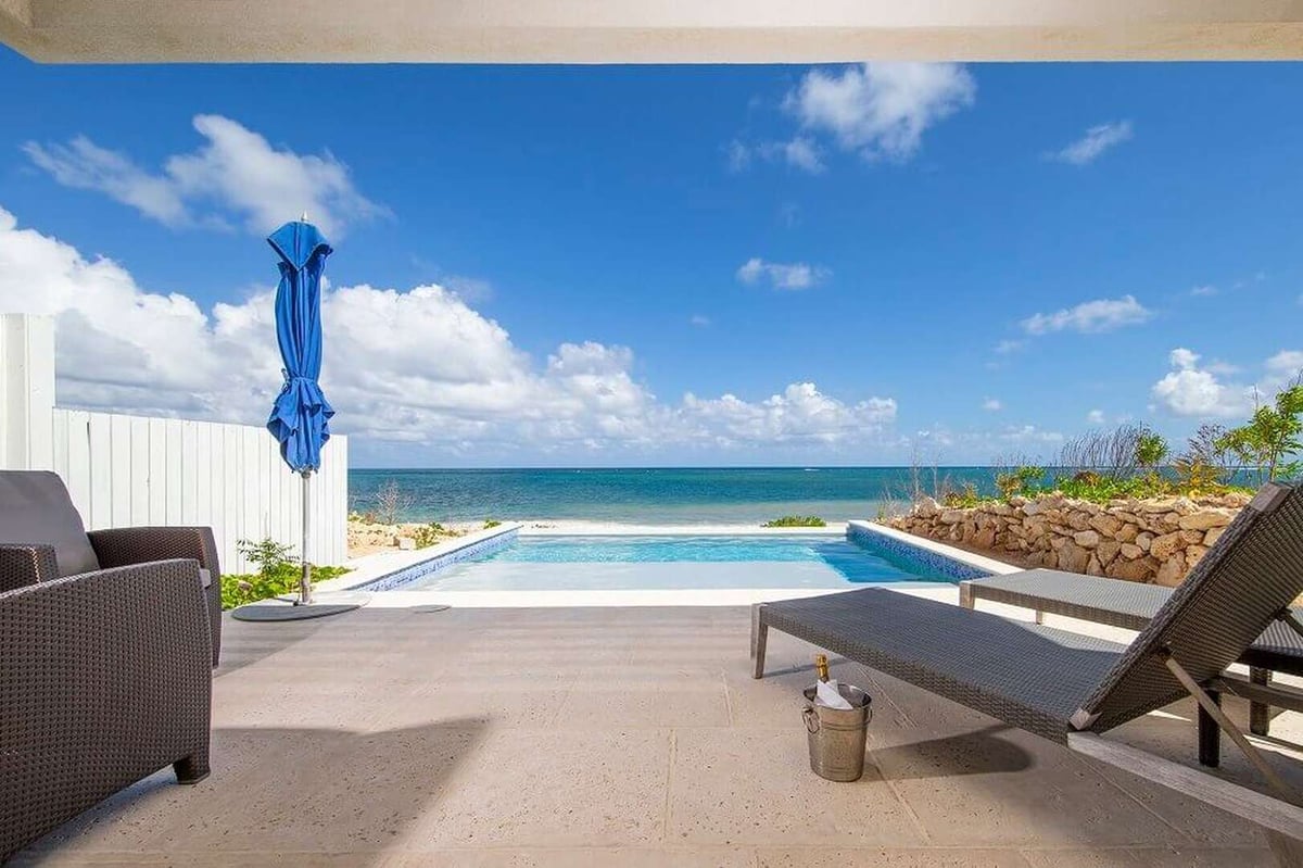 One Bedroom Beachfront Villa condo rental - 14