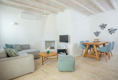 Luxury Villa Photo #20
