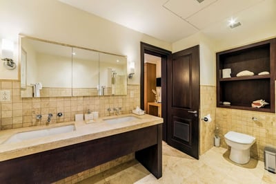Luxury Villa Photo #12