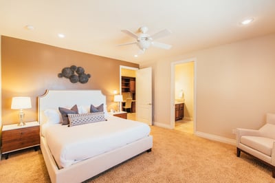 Luxury Villa Photo #37