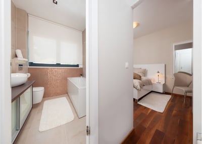 Luxury Villa Photo #18