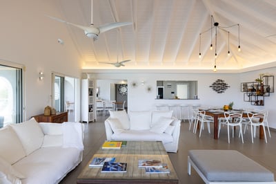 Luxury Villa Photo #10