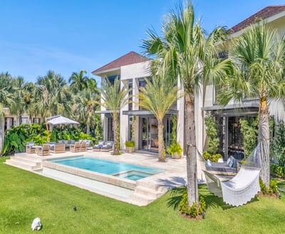 Luxury Villa Photo #8