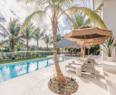 Luxury Villa Photo #6