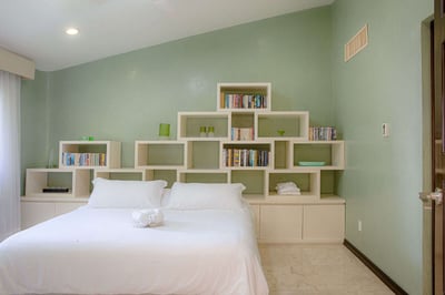 Luxury Villa Photo #18