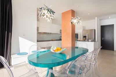 Luxury Villa Photo #11