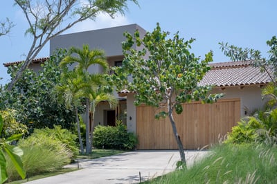 Luxury Villa Photo #26