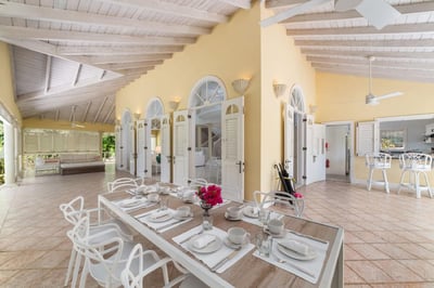 Luxury Villa Photo #10